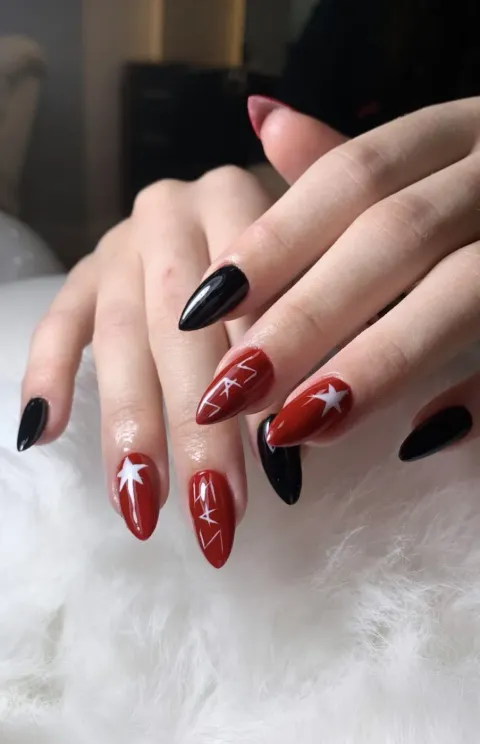 Nail art em gel com alongamento em fibra — Amor In Beauty