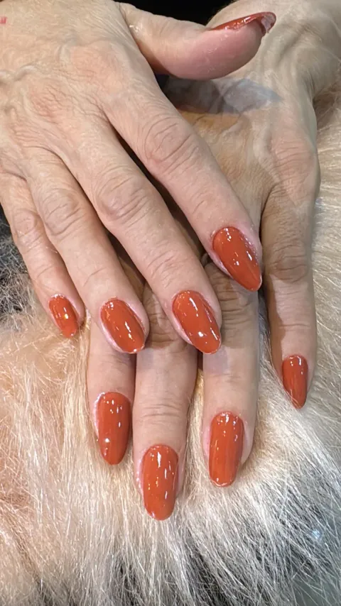 Manicure com esmaltação tradicional — Amor In Beauty em Águas Claras