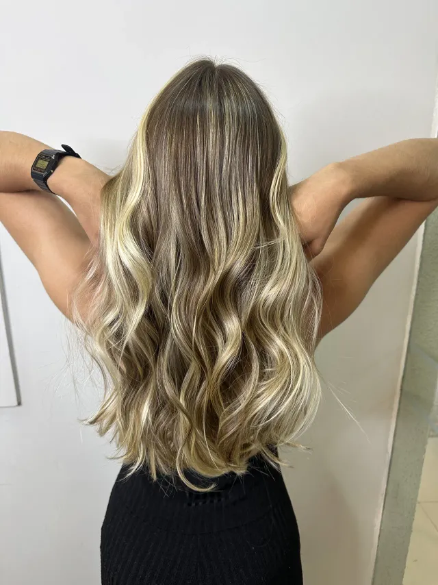 Reflexo e Mechas no Amor In Beauty em Águas Claras