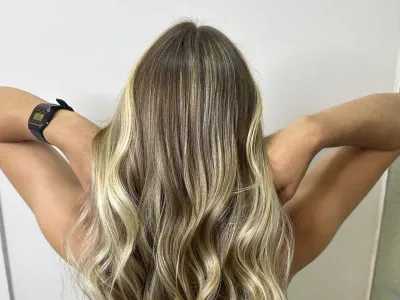 Reflexo e Mechas no Amor In Beauty