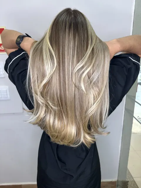 Reflexo capilar no Amor In Beauty em Águas Claras